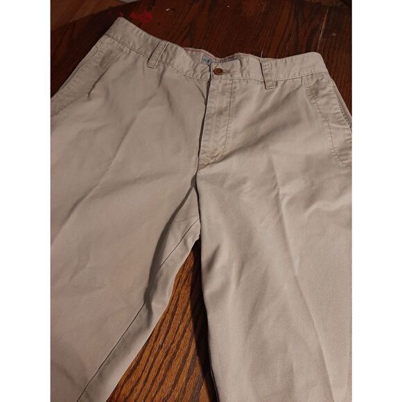 EUC Men's Size 36/32 Izod Chino Khakis Pants Slacks Casual Dress - Picture 2 of 8